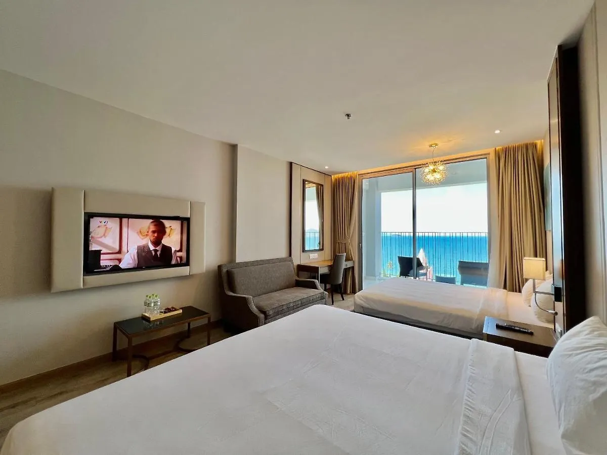 Panorama Nha Trang Central Condotel 0*,