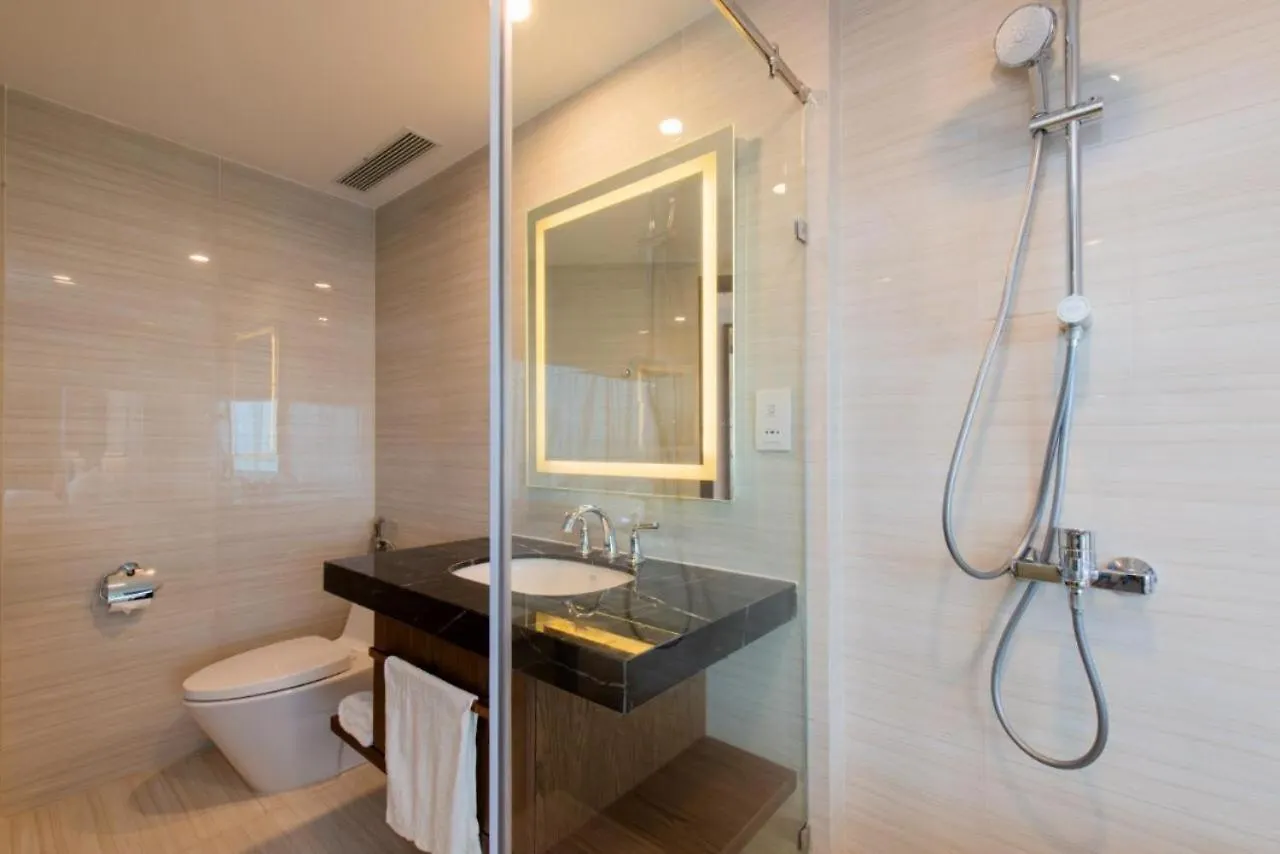 Panorama Nha Trang Central Condotel 0*,